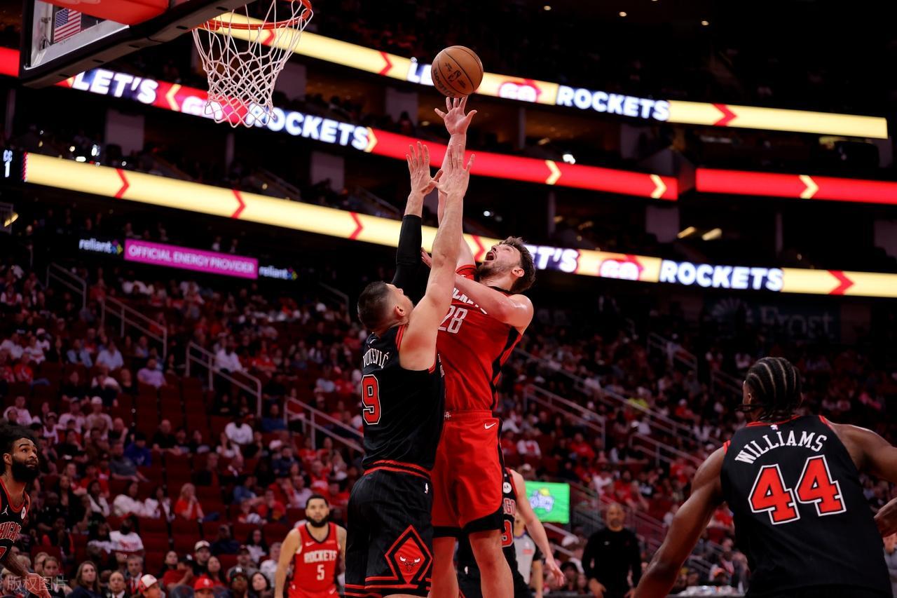 世界杯高清直播入口-小贾破心魔，杜兰特创59年纪录，火箭3人20+，险胜公牛结束3连败