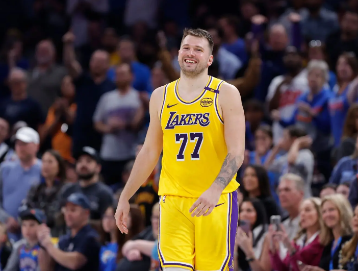 世界杯手机观看平台-三节40分末节仅2分！东皇42+8+7+4断吞里程悲 三分+防守差到极致