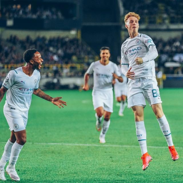 世界杯直播下载-横扫弱旅小将闪光 曼城把欧冠踢成了联赛杯