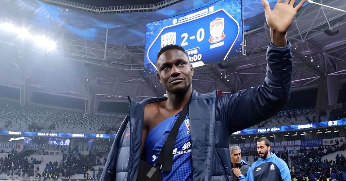 世界杯直播下载-罗竞加盟大连英博！未来他能否顶替离队的刘祝润挑大梁，值得关注