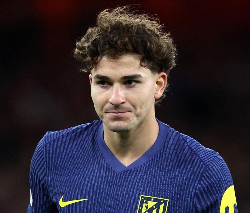 世界杯官网app下载-11球5助攻！曝阿尔瓦雷斯主动示好巴萨，小蜘蛛为啥不想去阿森纳