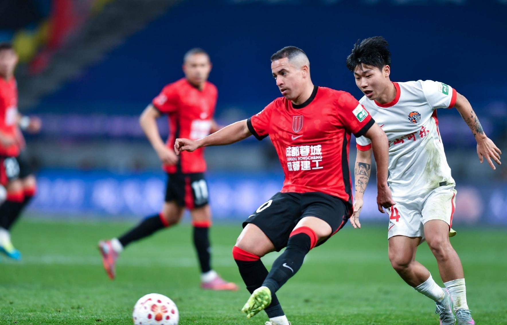 世界杯官网app下载-央视直播！成渝德比+京沪大战，成都重庆争榜首，国安申花忙清零