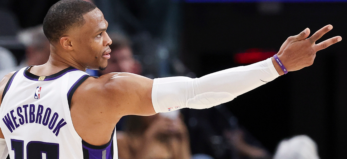 随着湖人加时绝杀，快船被爆冷，西部最新排名出炉！掘金下滑第6