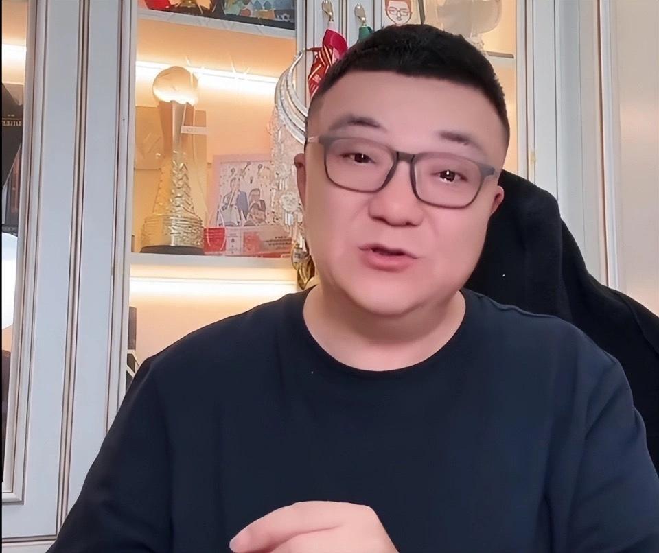 世界杯官方客户端安装-董路：我没有场地没有资质没有教练证 承认中国足球小将不是青训